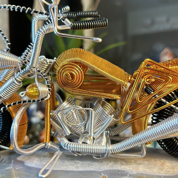 🔥SALE🔥 Wire Wrapped Motorcycle! Hand Made! - Picture 9 of 13